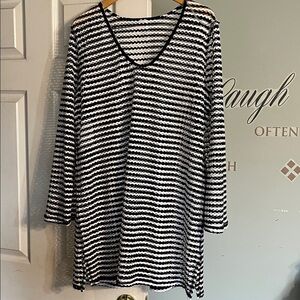 Black and White Striped Long Sleeve Top